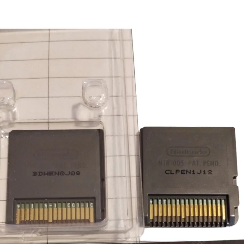 Club Penguin Despicable Me The Game Minion Mayhem Nintendo‎ DS Game